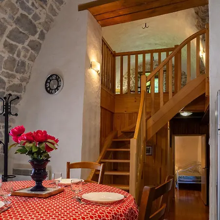 Le Moulin A La Caze Veyreau