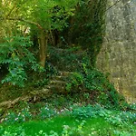 Le Moulin A La Caze